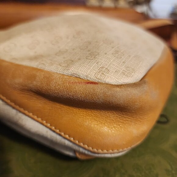 Gucci Cream GG Monogram Bag - Picture 6 of 15
